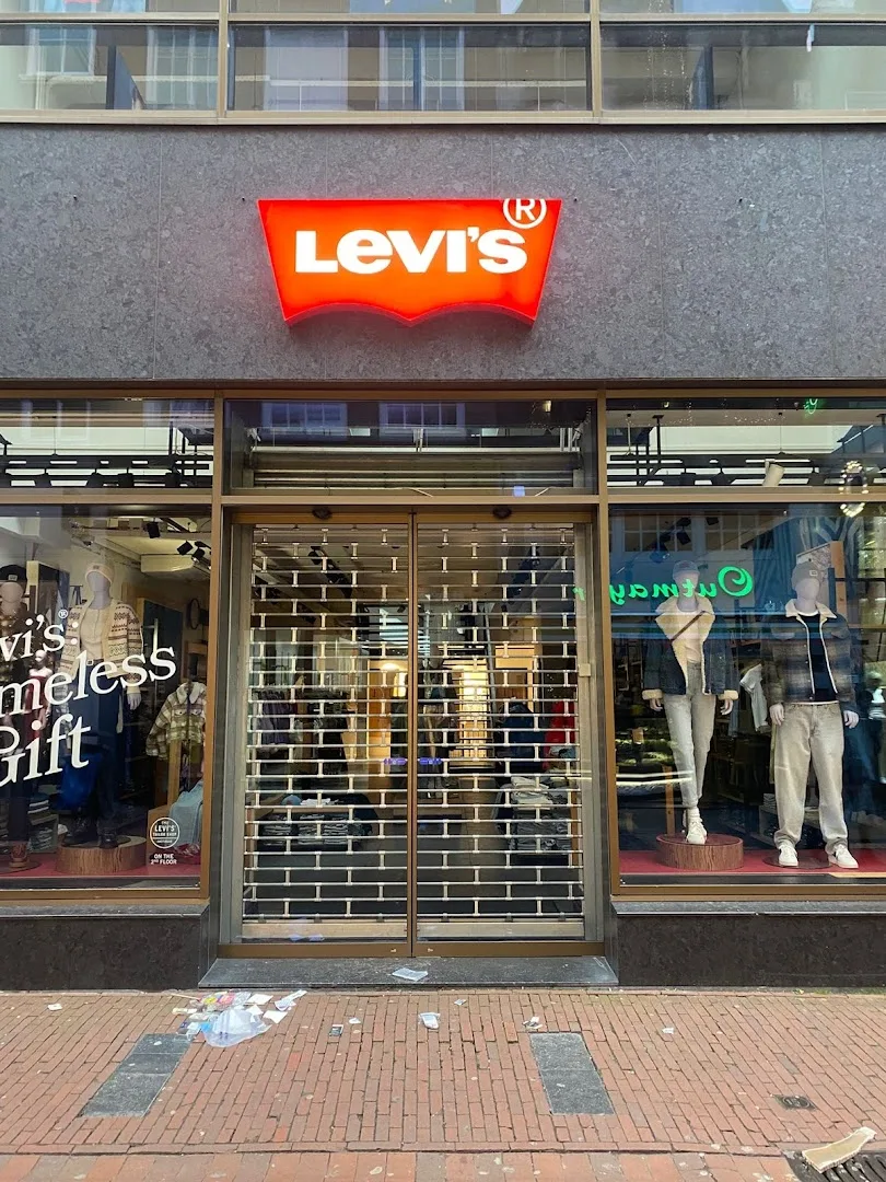 Levi's® Amsterdam Kalverstraat — foto 9