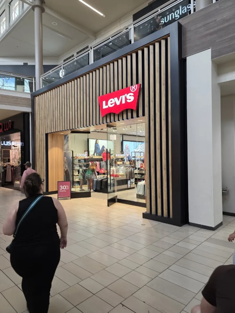 Levi's® Breda — foto 2