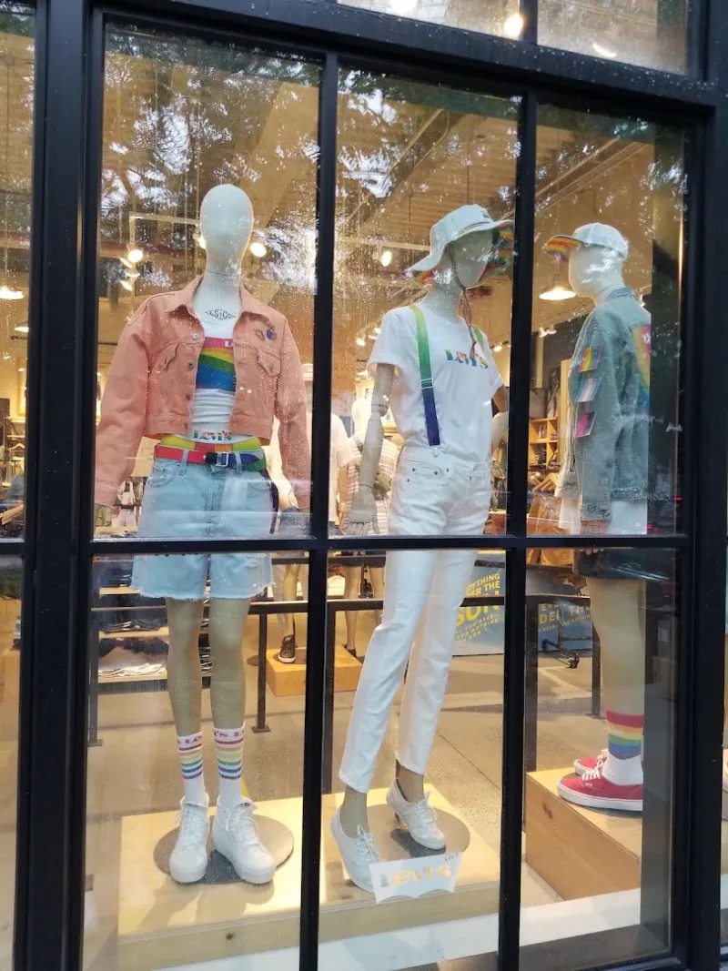 Levi's® Enschede — foto 3