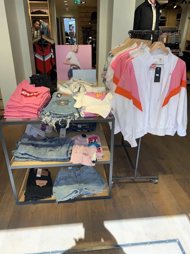 Levi's® Groningen — foto 4