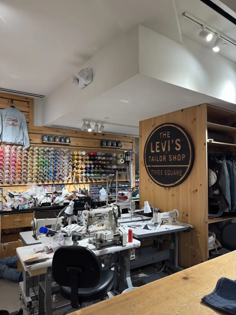 Levi's® Maastricht — foto 8