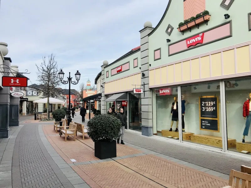 Levi's® Outlet Roermond Stadsweide — foto 8