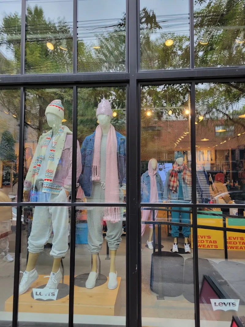 Levi's® Tilburg — foto 10