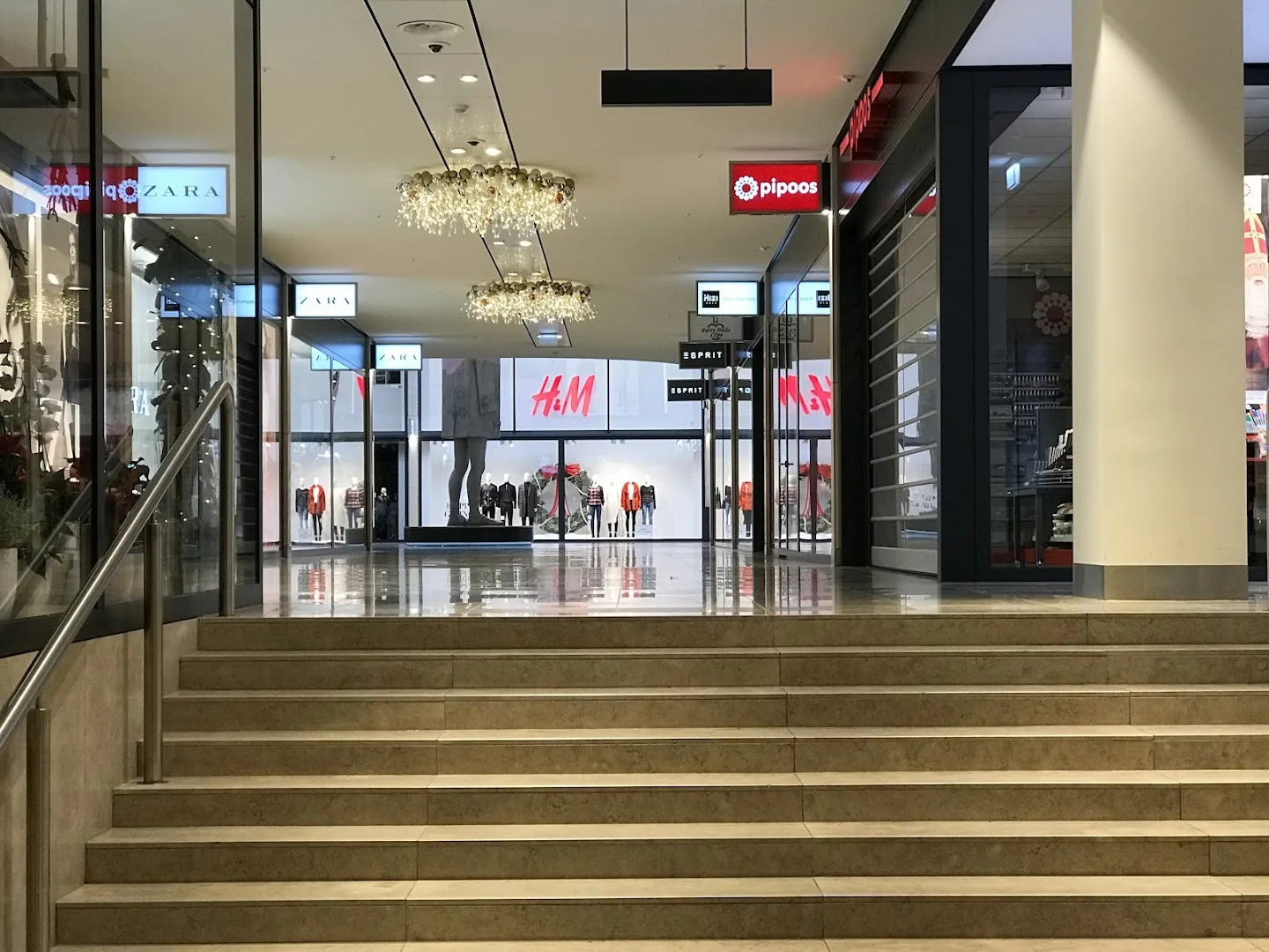 Pipoos Hilversum — foto 6