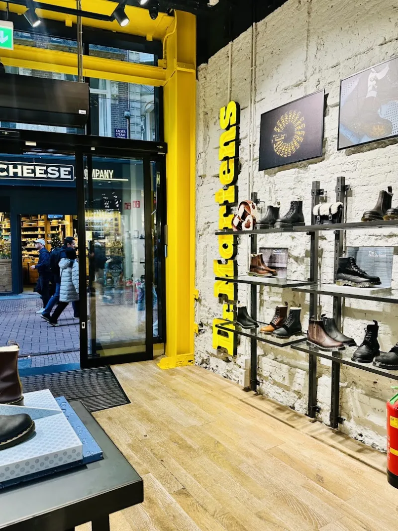 The Dr. Martens Store - Amsterdam — foto 7