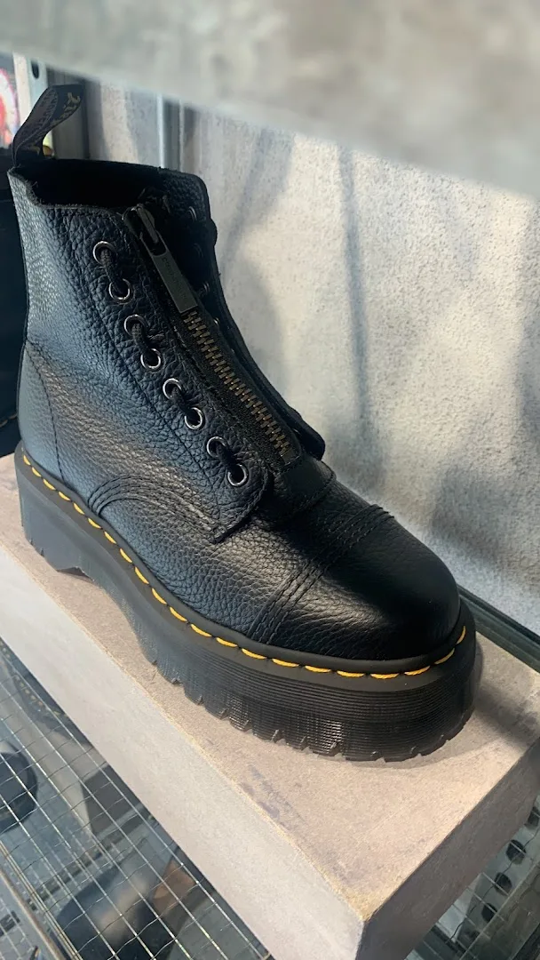 The Dr. Martens Store - Utrecht — foto 11