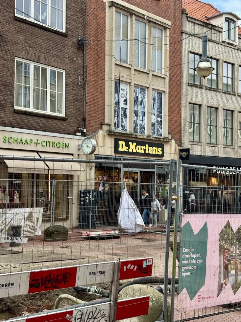 The Dr. Martens Store - Eindhoven — foto 9
