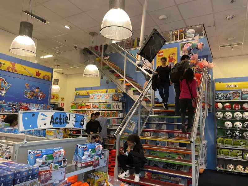 Intertoys Rotterdam — foto 3