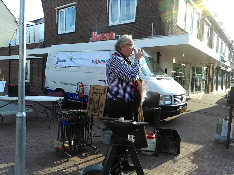 Etos Dorpsstraat 64 Elst