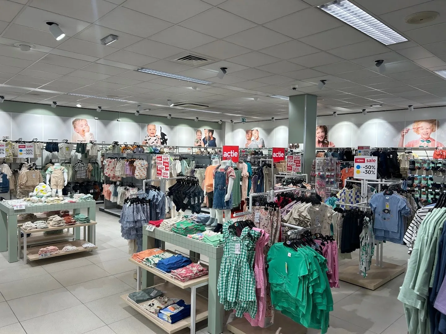 HEMA Geldrop — foto 3