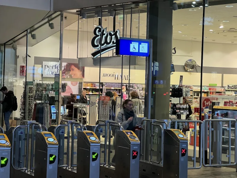 Etos Stationsplein 19A Rotterdam — foto 4