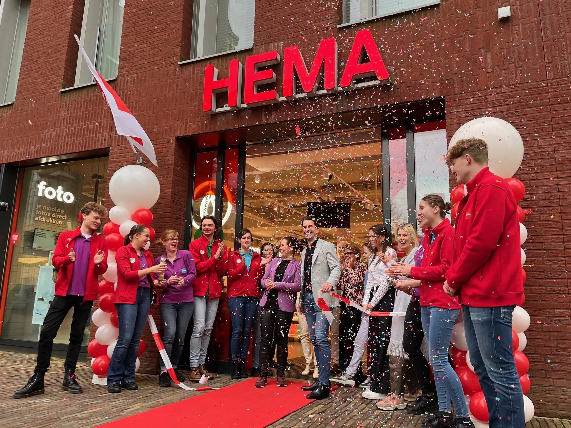 HEMA Grave