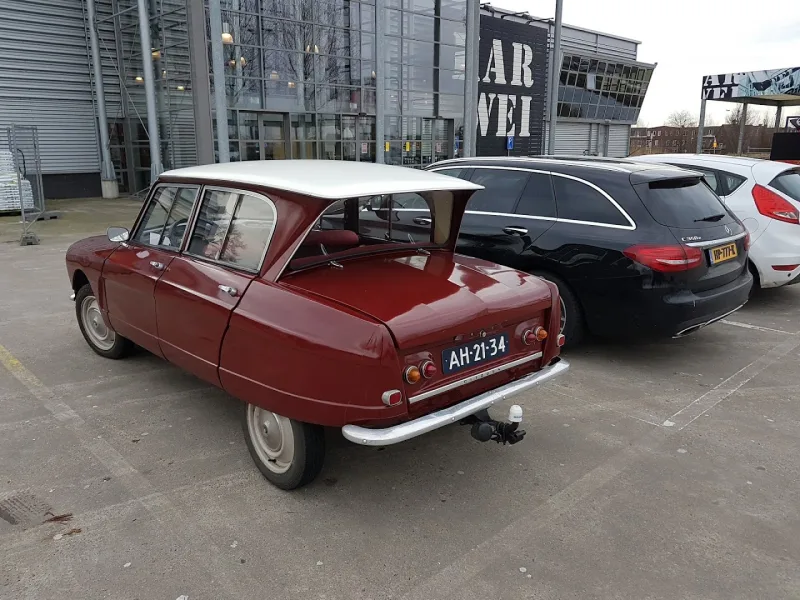 Karwei Gouda — foto 7