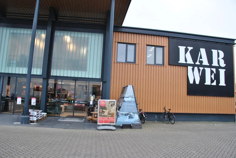Karwei Roelofarendsveen — foto 3