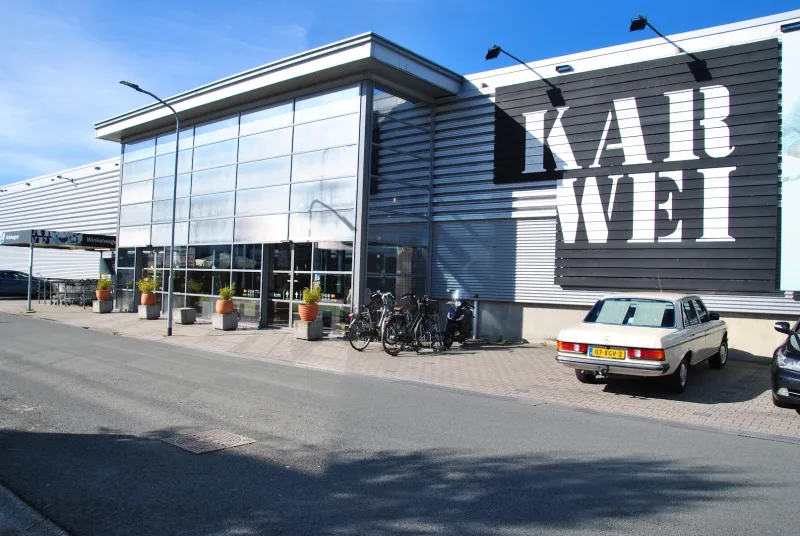 Karwei Surhuisterveen Opende