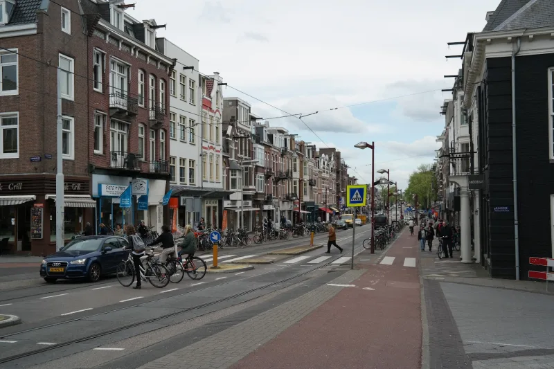 Amsterdam Oost — foto 2