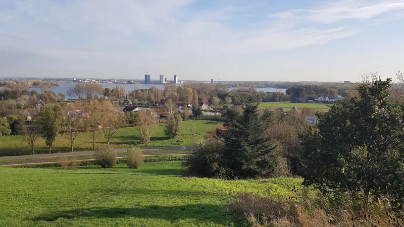 Bergschenhoek — foto 2