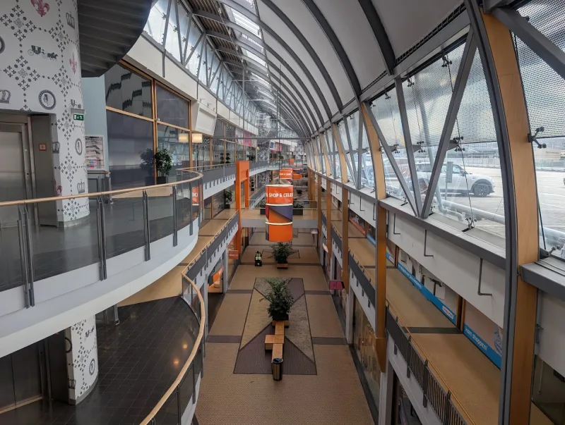 Den Haag Verheeskade: Megastore — foto 7