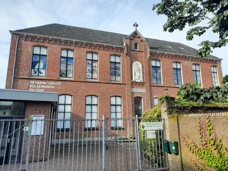 Oudenbosch — foto 4