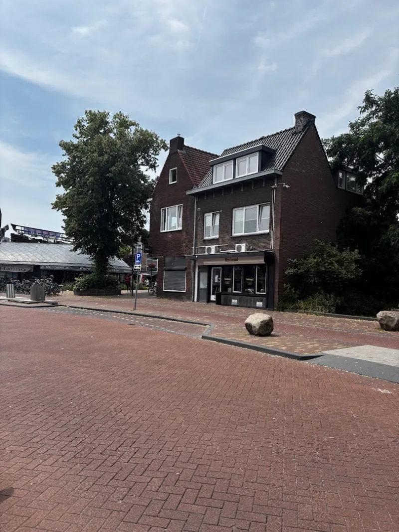 Veenendaal: Megastore — foto 4