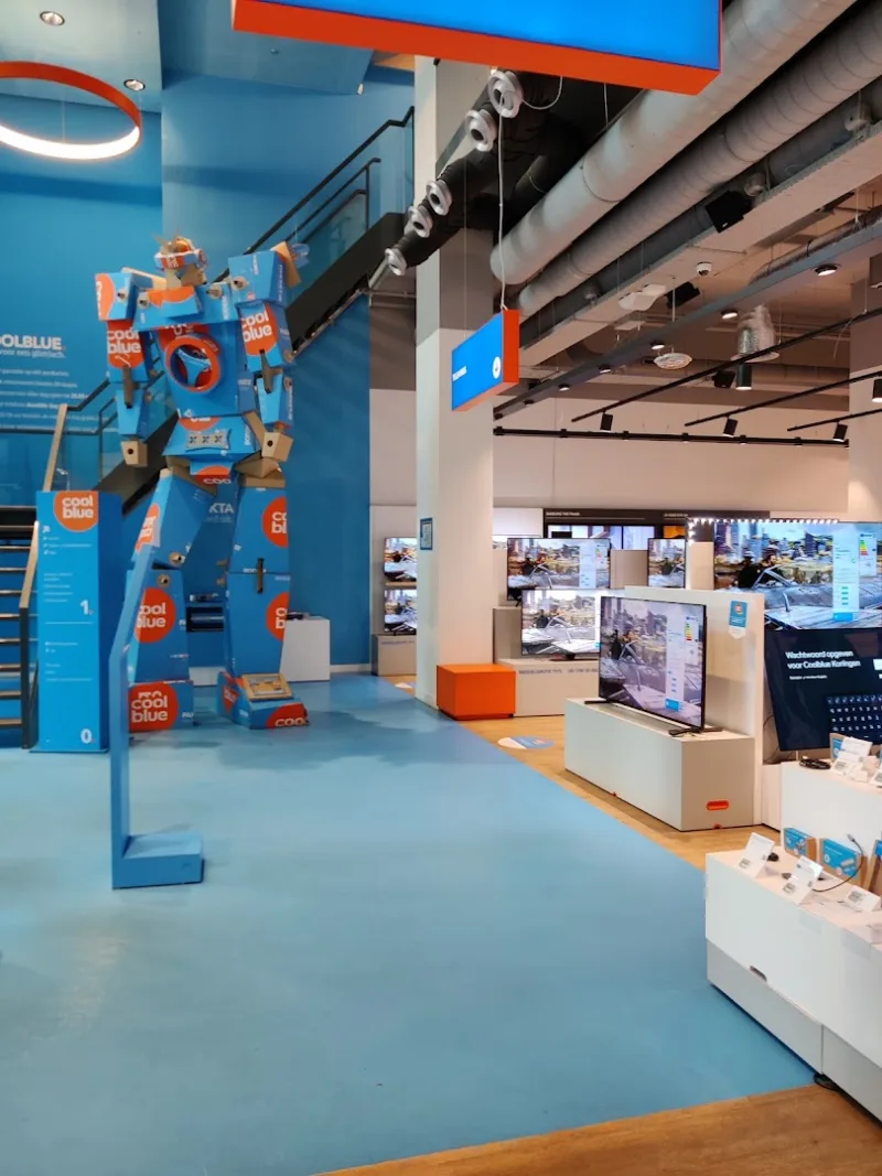 Coolblue Amsterdam Zuidas — foto 8