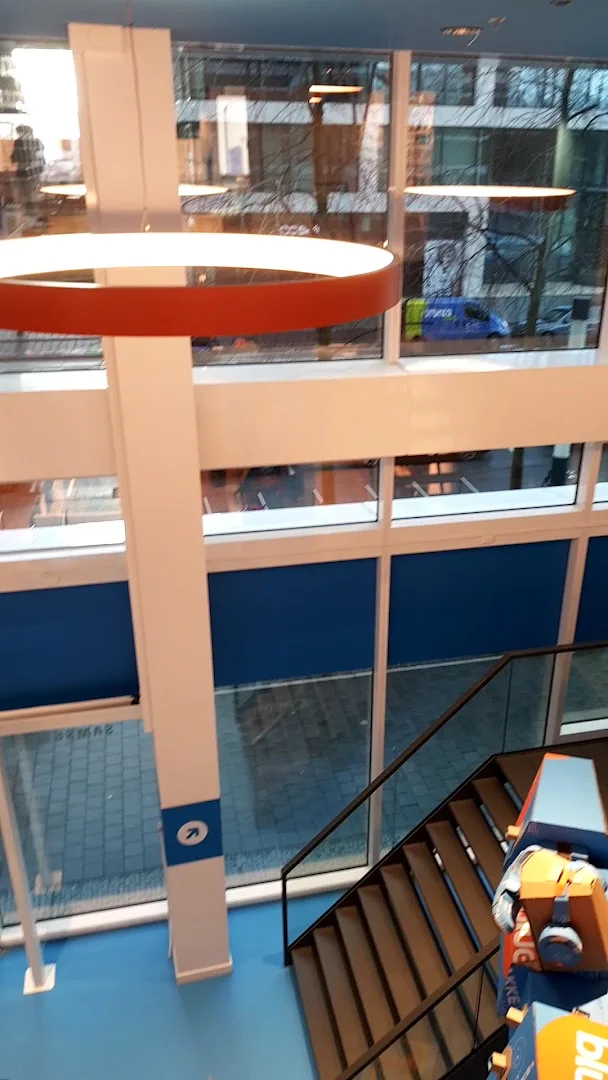 Coolblue Amsterdam Zuidas — foto 9