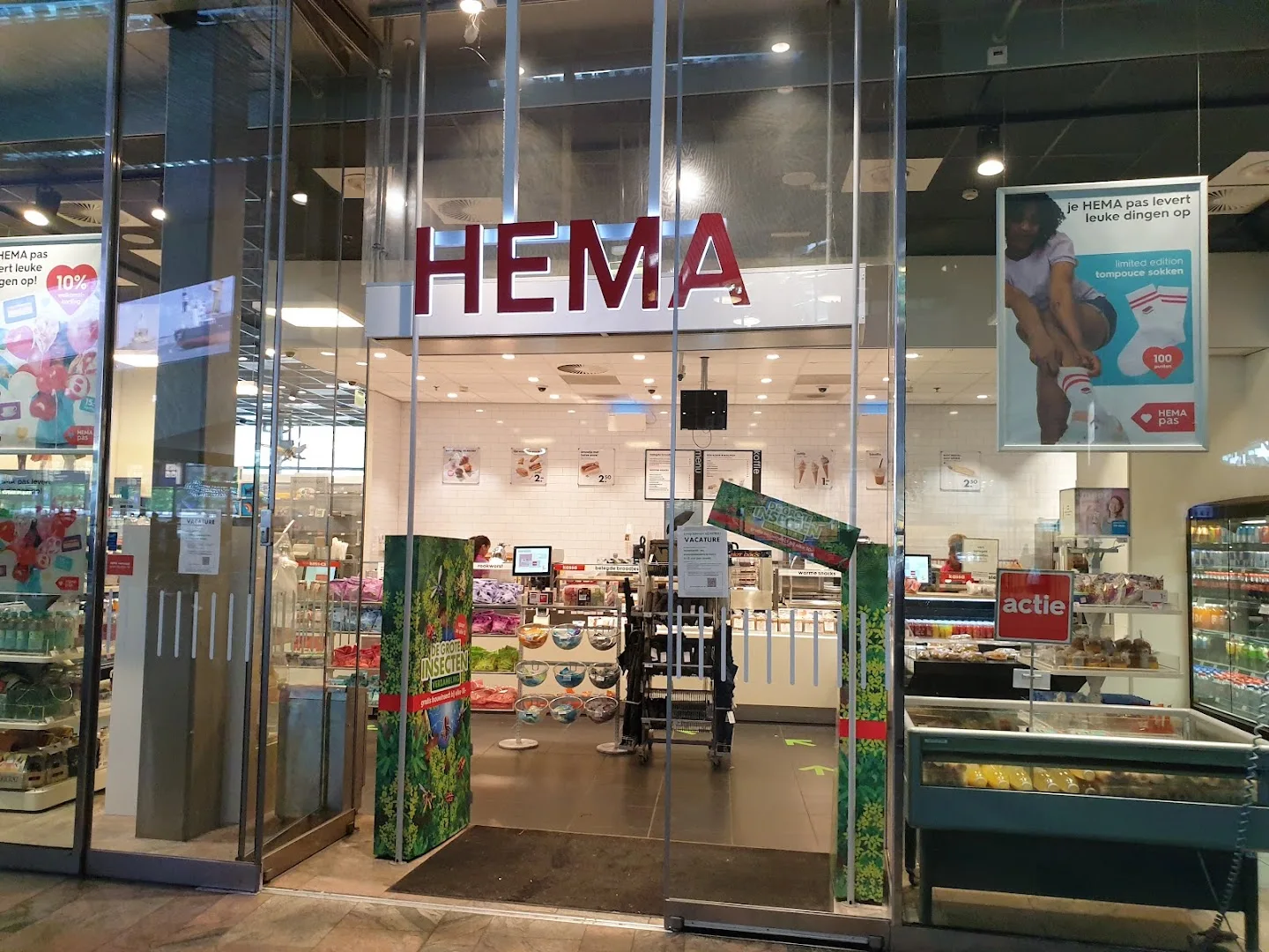 HEMA Centraal station Rotterdam — foto 3