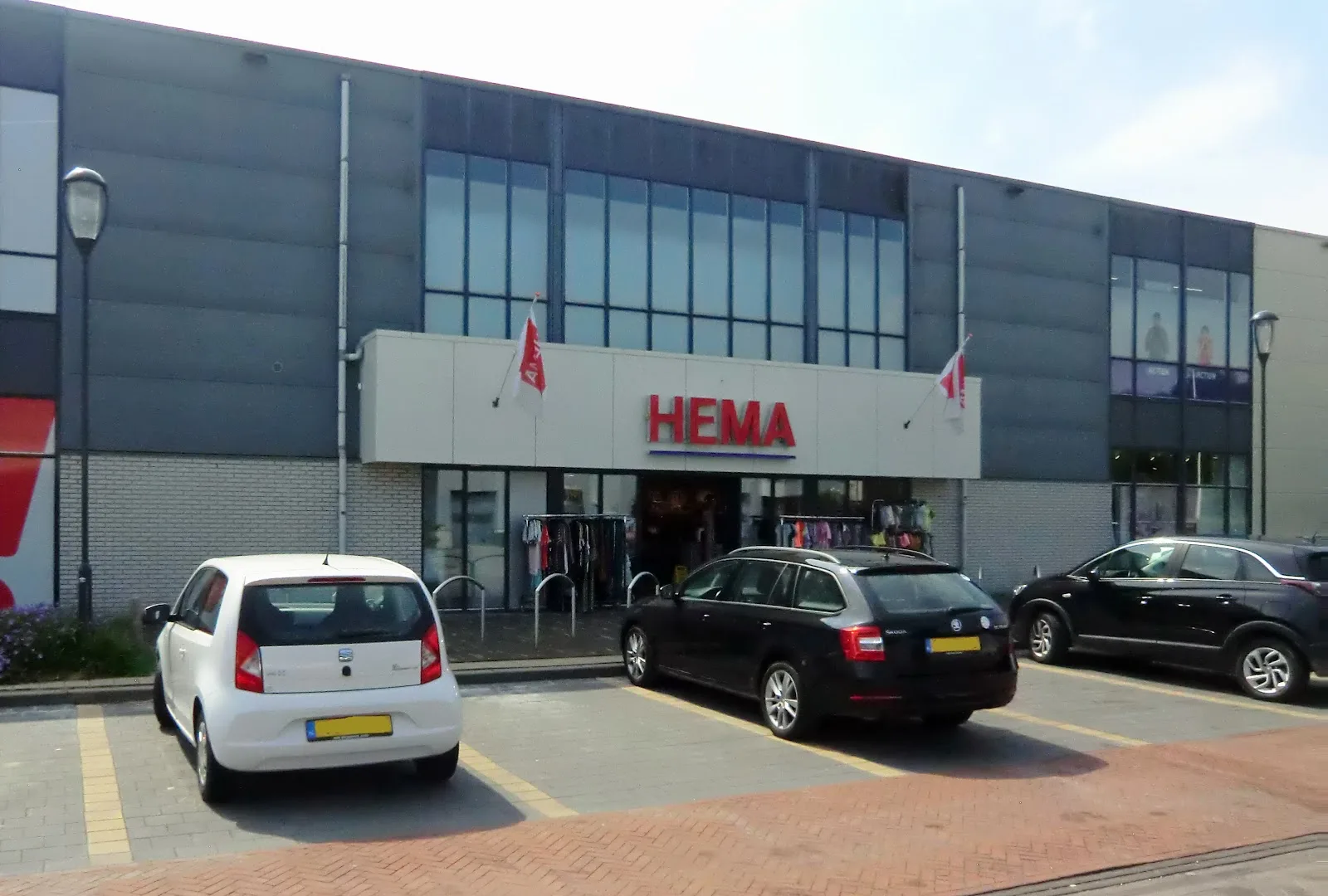 HEMA Stedebroec — foto 2