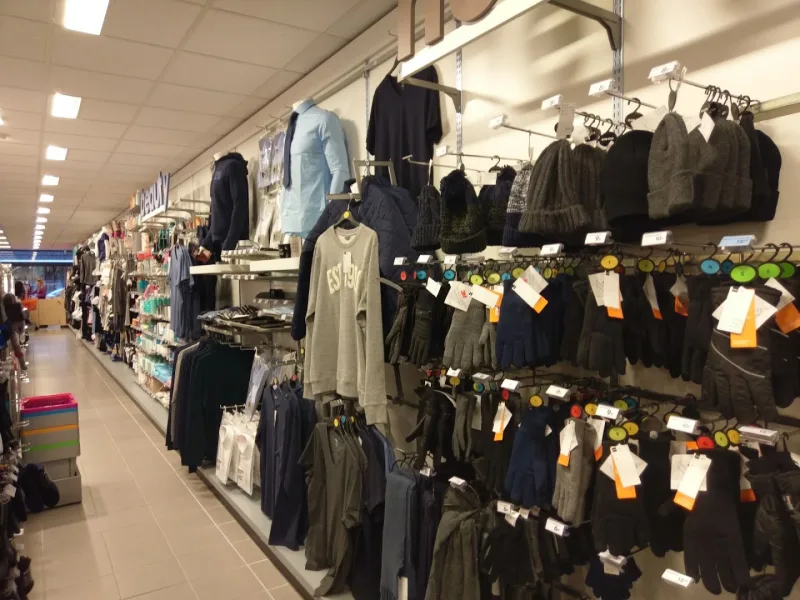 HEMA Uithuizen — foto 5