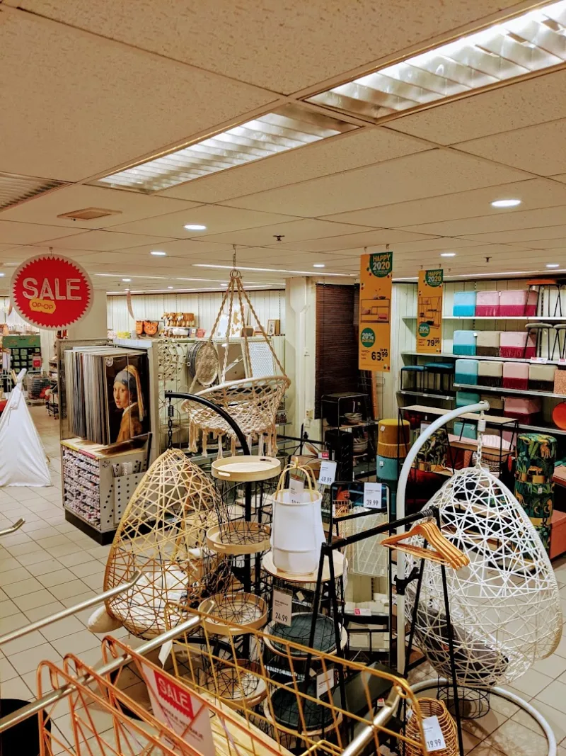 Xenos Emmen — Winkelhoek met decoratie en huishoudartikelen