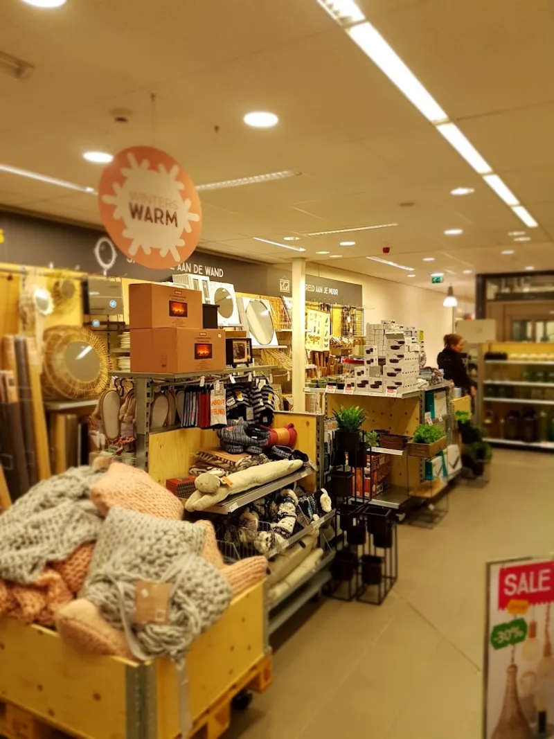 Xenos Heerenveen — foto 8
