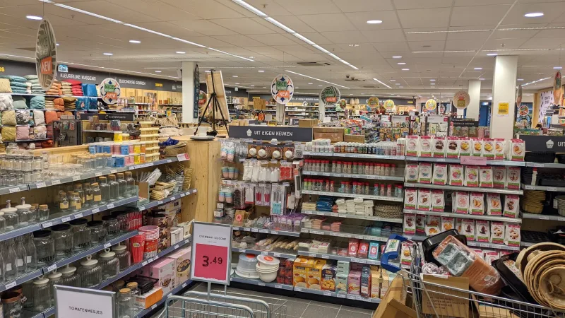 Xenos Heerhugowaard — foto 5
