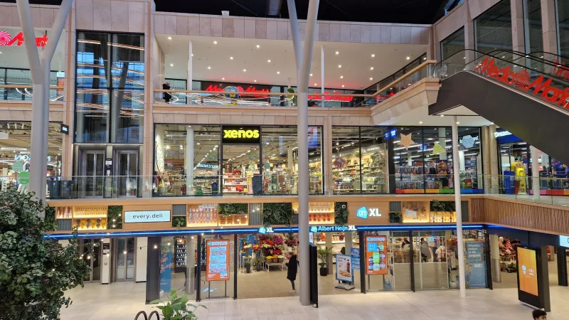 Xenos Hoofddorp — foto 4