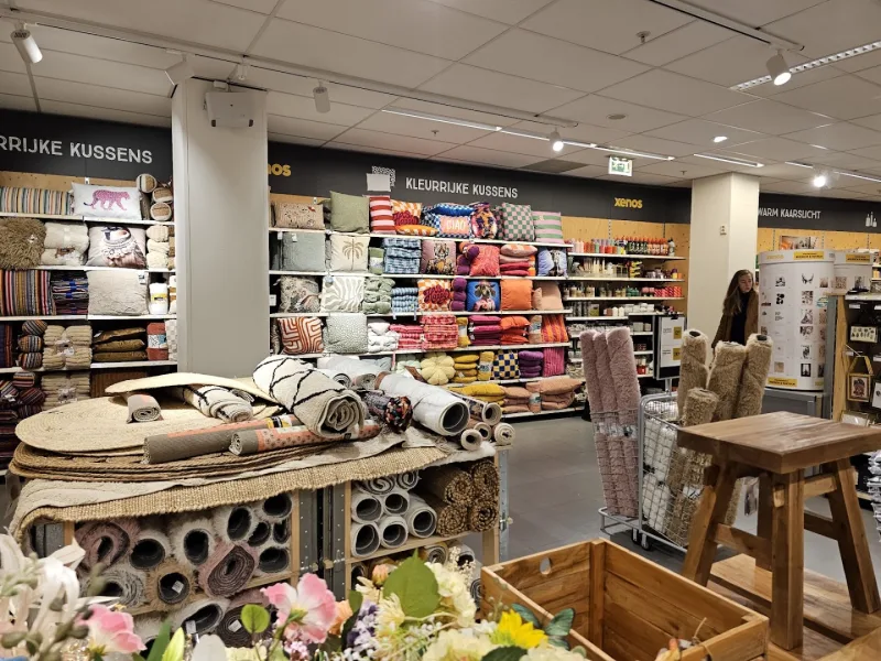 Xenos Leeuwarden — foto 3