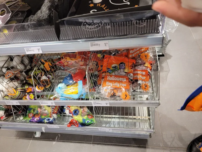 Xenos Nieuwegein — foto 11