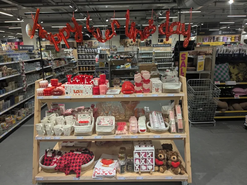 Xenos Purmerend — foto 4
