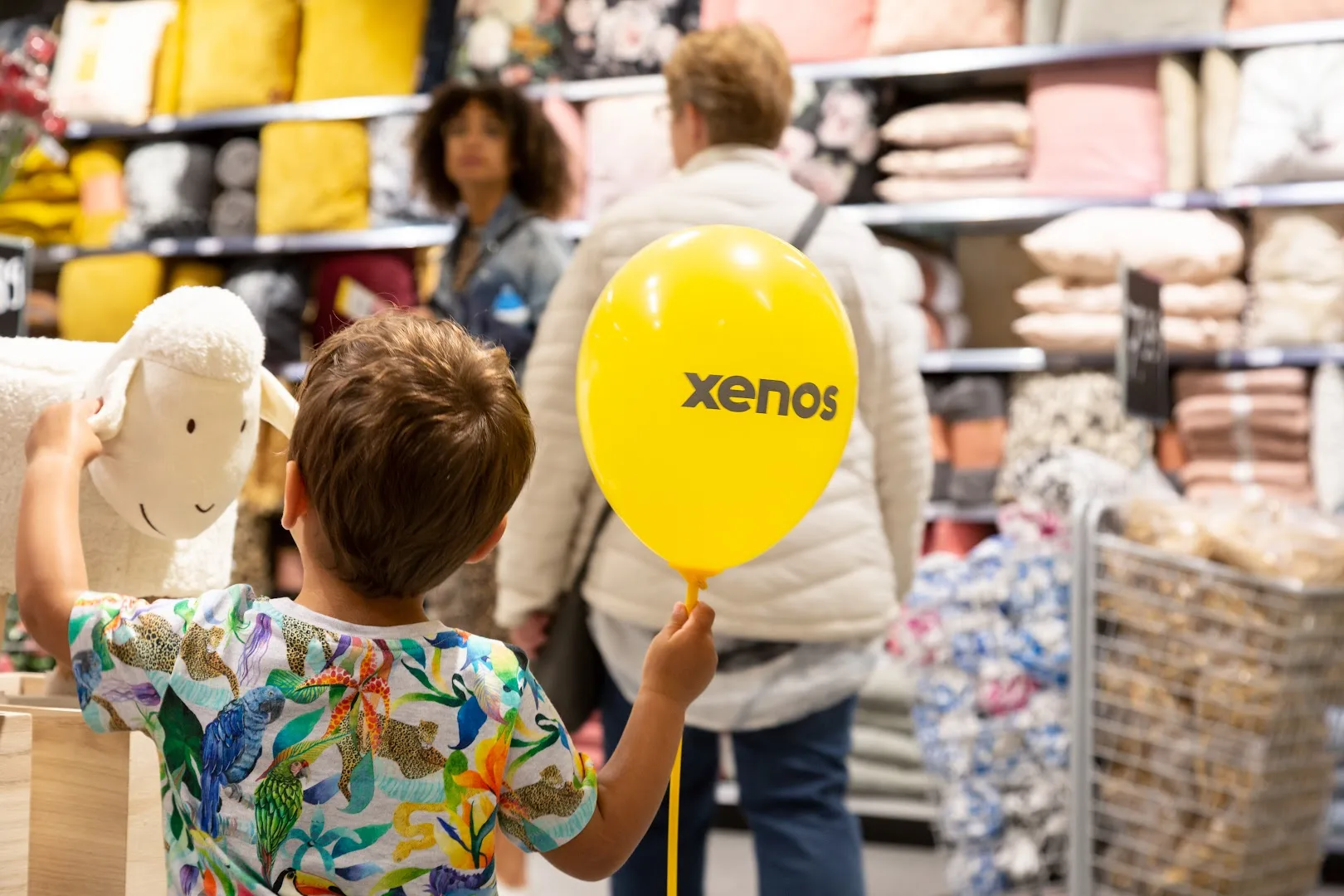 Xenos Purmerend — foto 9
