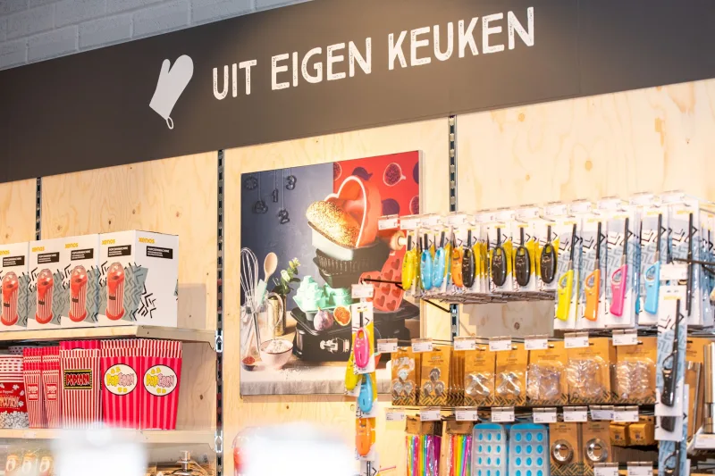 Xenos Tilburg Heyhoef — foto 9