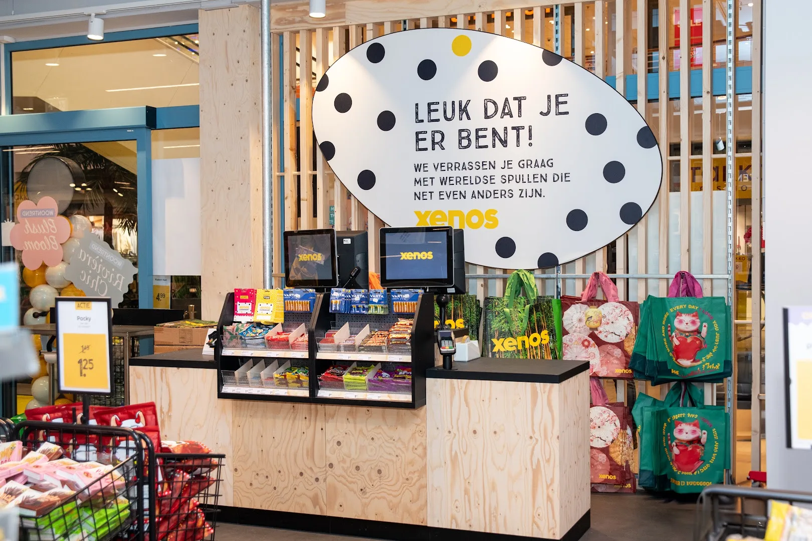 Xenos Waalwijk — foto 4