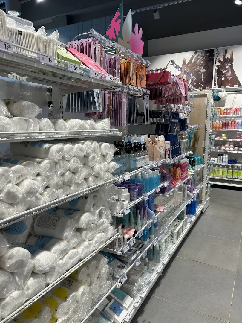 HEMA Amsterdam Bos en Lommerplein — foto 8