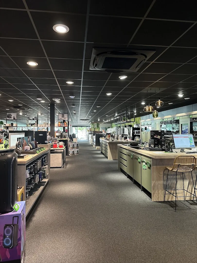 EP:Mensonides Sneek — foto 4
