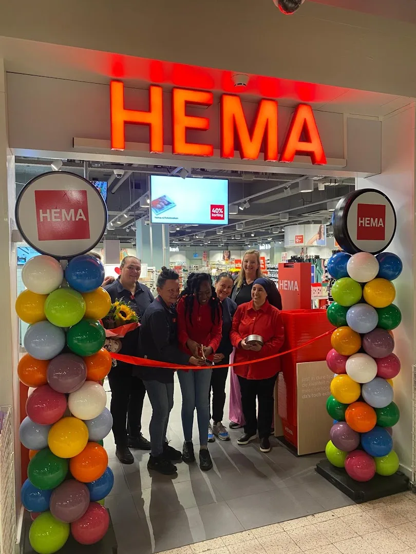 HEMA Amsterdam- Linnaeusparkweg — foto 4